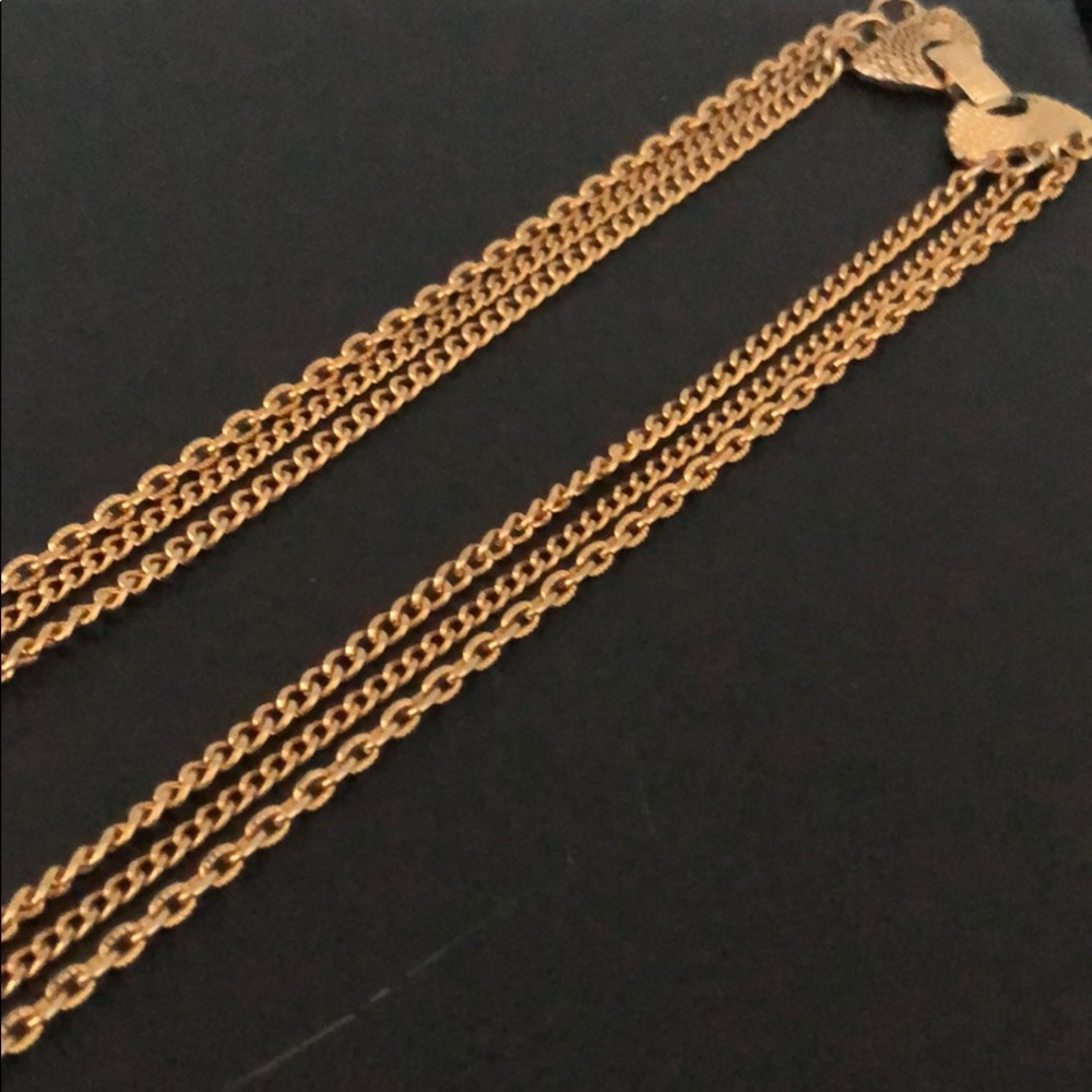 VINTAGE GOLD TONE THREE TIER CHAIN NECKLACE - Picture 7 of 11